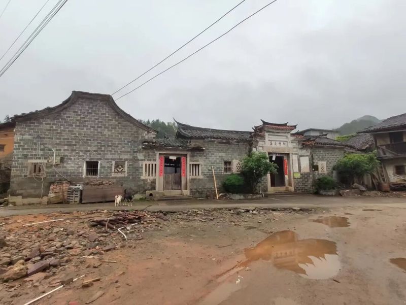 如何判斷房屋損壞程度？（如何判斷房屋損壞程度主要看結(jié)構(gòu)、裝修和設(shè)備三部分）