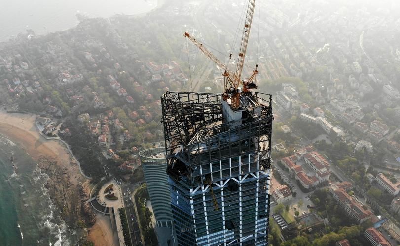 給我一些鋼結(jié)構(gòu)的經(jīng)典案例圖片（給我一些鋼結(jié)構(gòu)的經(jīng)典案例圖片,我?guī)湍阏砹艘恍┙?jīng)典案例）