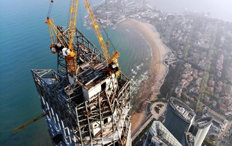 給我一些鋼結(jié)構(gòu)的經(jīng)典案例圖片（給我一些鋼結(jié)構(gòu)的經(jīng)典案例圖片,我?guī)湍阏砹艘恍┙?jīng)典案例）