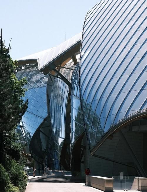 給我一些幕墻的案例圖片（國內(nèi)外經(jīng)典幕墻設(shè)計(jì)案例）