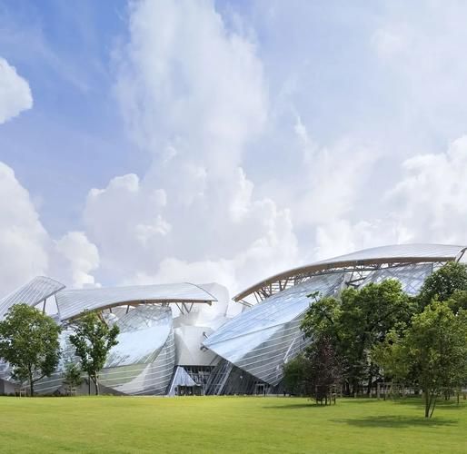 給我一些幕墻的案例圖片（國內(nèi)外經(jīng)典幕墻設(shè)計(jì)案例）