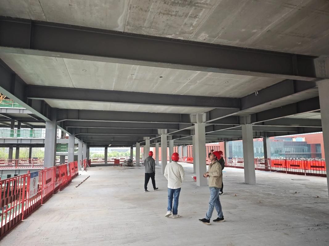 給我一些鋼筋桁架結構施工的圖片（給我一些鋼筋桁架結構施工圖片,我?guī)湍阏伊艘恍╀摻铊旒芙Y構施工的圖片） 行業(yè)新聞 第6張