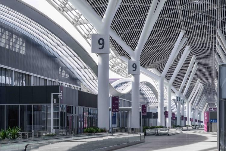 給我一些鋼結構大廳的效果圖示例（給我一些鋼結構大廳的效果圖示例,我?guī)湍阏砹艘恍┌咐托Ч麍D） 行業(yè)新聞 第26張