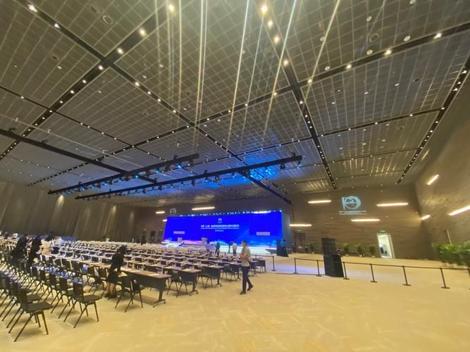 給我一些鋼構(gòu)幕墻的案例圖片（給我一些鋼構(gòu)幕墻的案例圖片共參考2篇資料,我這就給你找?guī)讉€(gè)典型的鋼構(gòu)幕墻案例） 行業(yè)新聞 第22張