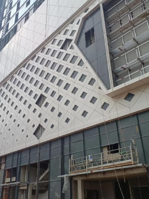 給我一些鋼結(jié)構(gòu)幕墻的圖片（給我一些鋼結(jié)構(gòu)幕墻的圖片共參考4篇）