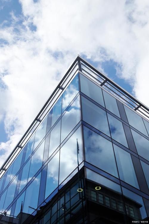 給我一些鋼結(jié)構(gòu)幕墻的圖片（給我一些鋼結(jié)構(gòu)幕墻的圖片共參考4篇）