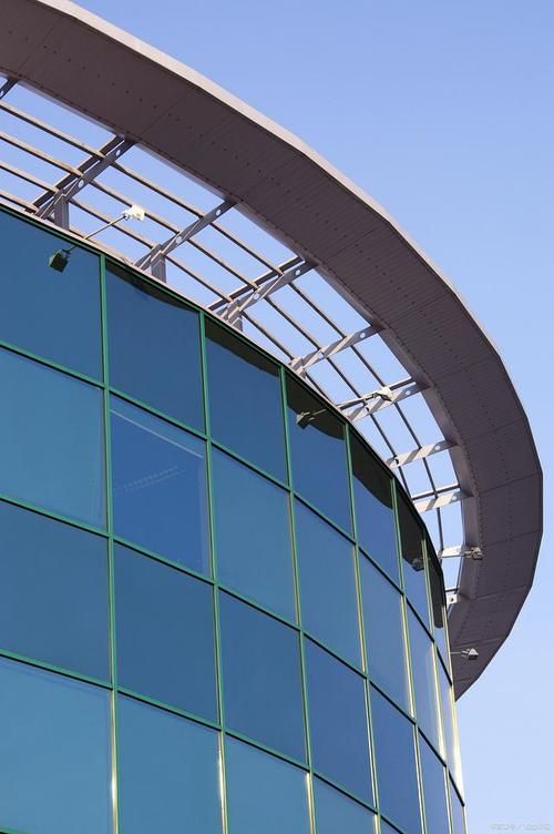 給我一些鋼結(jié)構(gòu)幕墻的圖片（給我一些鋼結(jié)構(gòu)幕墻的圖片共參考4篇）