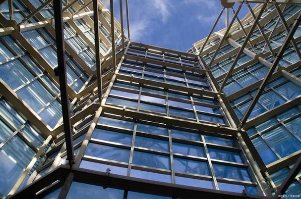 給我一些鋼結(jié)構(gòu)幕墻的圖片（給我一些鋼結(jié)構(gòu)幕墻的圖片共參考4篇）