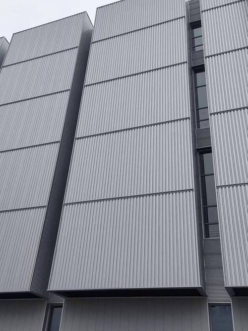 給我一些鋼板樓板的圖片（開(kāi)口型壓型鋼板）