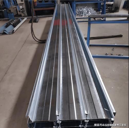 給我一些鋼板樓板的圖片（開(kāi)口型壓型鋼板）