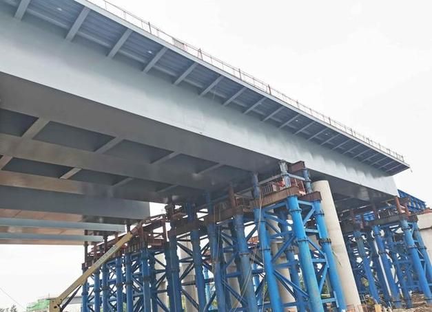 給我一些工字鋼做梁的案例圖片（工字鋼做梁的實(shí)例）