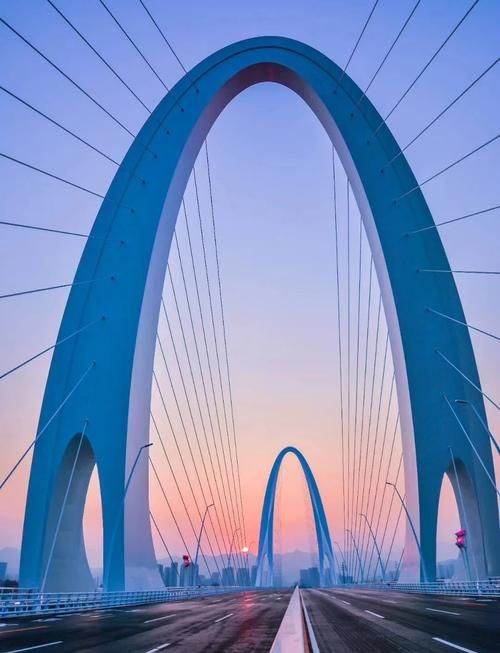 推薦幾座著名的鋼架景觀橋（推薦幾座國內(nèi)外非常值得一看的鋼架景觀橋）