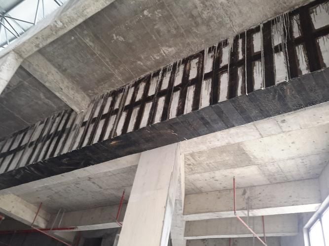 給我一些碳纖維加固梁的實(shí)例圖片(碳纖維加固梁工程實(shí)例) 行業(yè)新聞 第17張 給我一些碳纖維加固梁的實(shí)例圖片(碳纖維加固梁工程實(shí)例) 行業(yè)新聞 第17張