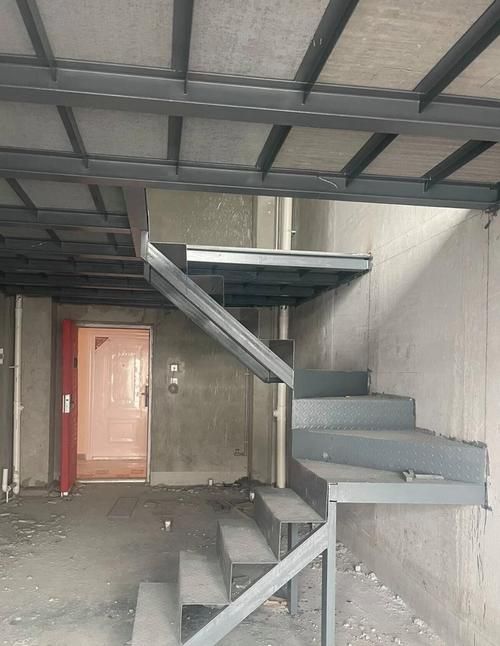 能否提供閣樓鋼架設(shè)計(jì)圖示例？（不同場(chǎng)景的閣樓鋼架設(shè)計(jì)圖） 行業(yè)新聞 第8張