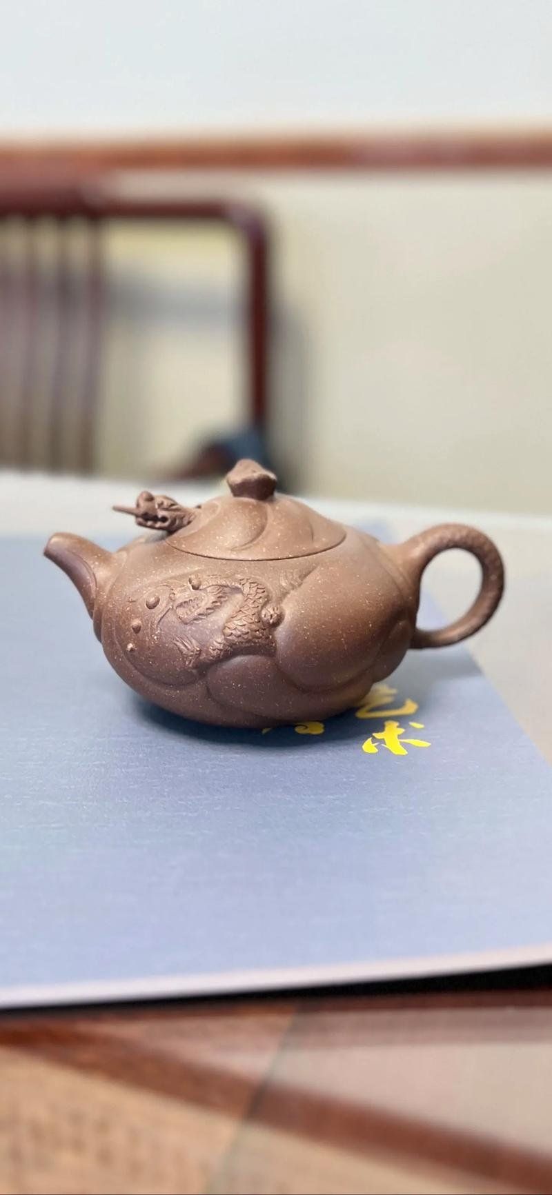 詳細閱讀:魚化龍有哪些經典款式,魚化龍壺是中國紫砂藝術中最具象征意義的經典款式 魚化龍有哪些經典款式,魚化龍壺是中國紫砂藝術中最具象征意義的經典款式